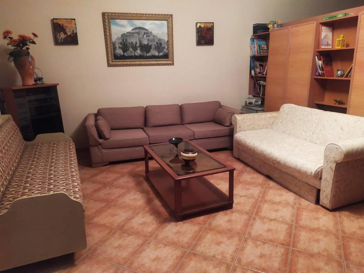 Homely Szpáta Kültér fotó